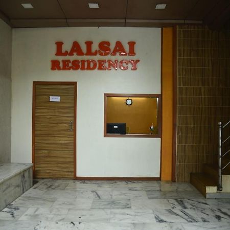 Lalsai Residency Andheri Bombaim Exterior foto