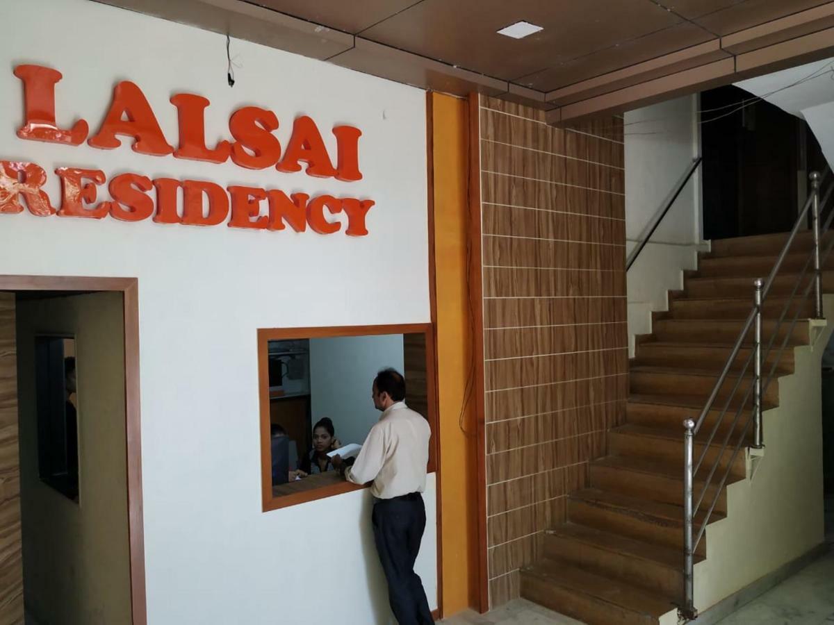 Lalsai Residency Andheri Bombaim Exterior foto
