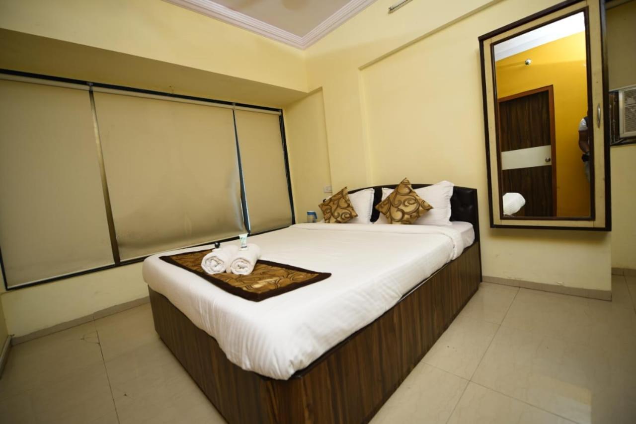 Lalsai Residency Andheri Bombaim Exterior foto